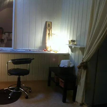 Allee-hof Bockhorn Bed & Breakfast *
